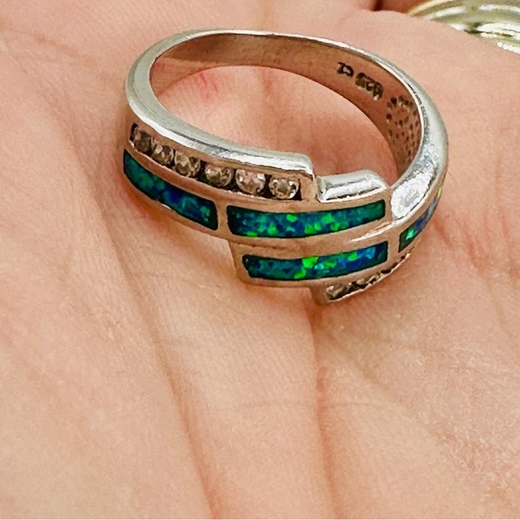 Sterling Silver Ring Created Opal CZ Accent Size 6 Crossover Blue Green 925 Mark - Picture 8 of 11